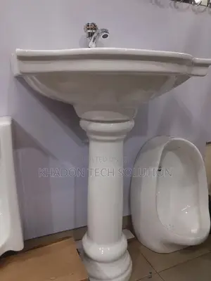 Liangdu Design Basin With Pedal