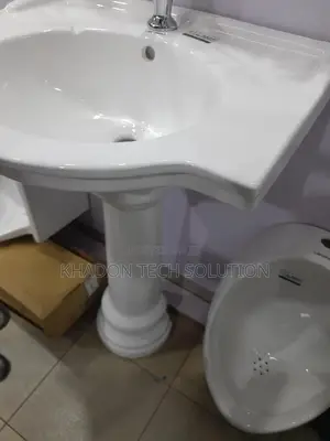 Liangdu Design Basin With Pedal