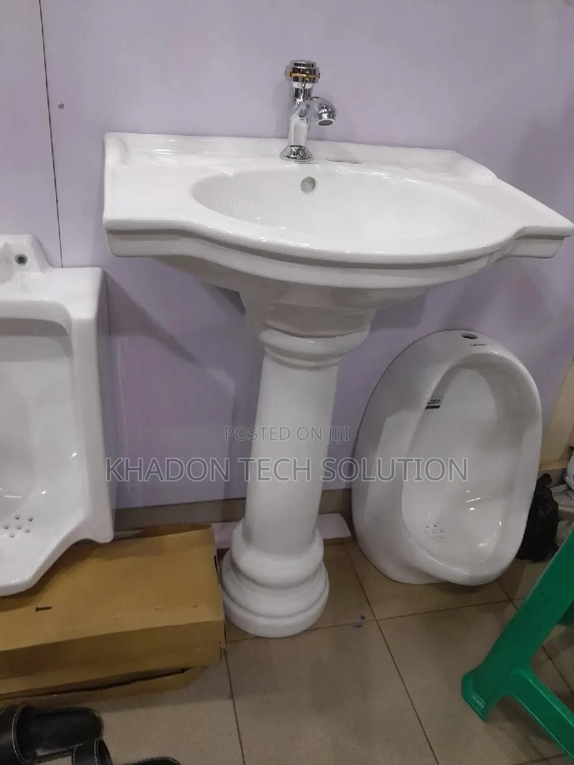 Liangdu Design Basin With Pedal