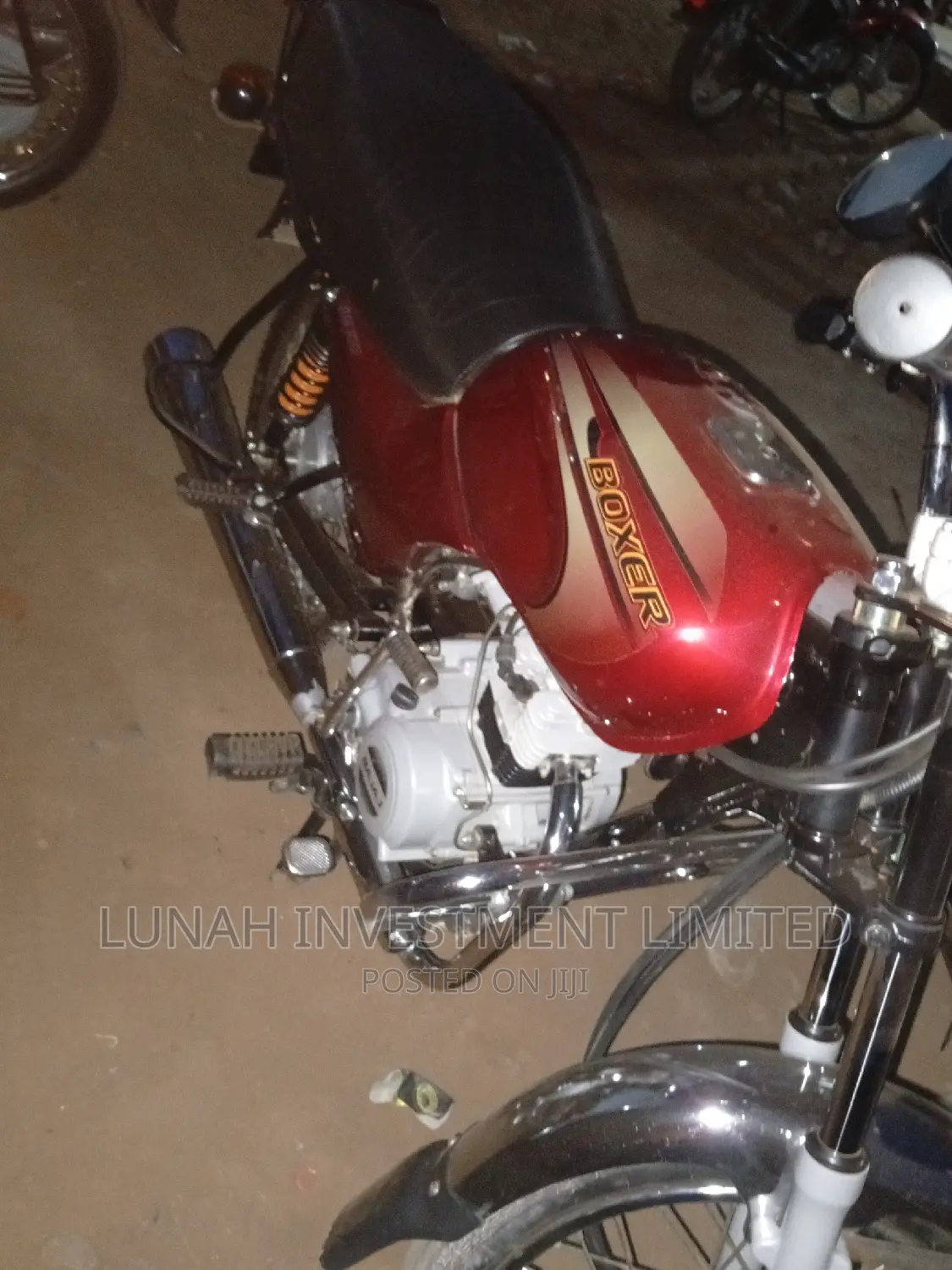 Bajaj Boxer 100 2024 Red