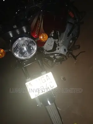 Bajaj Boxer 100 2024 Red