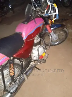 Bajaj Boxer 2020 Red