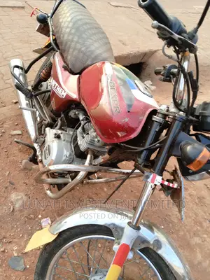 Bajaj Boxer 2020 Red