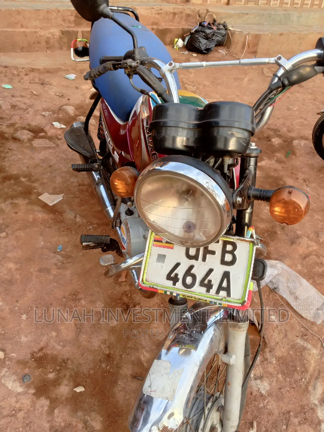 Bajaj Boxer 100 2022 Red