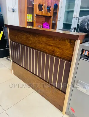 Reception Desk (1.6meters)