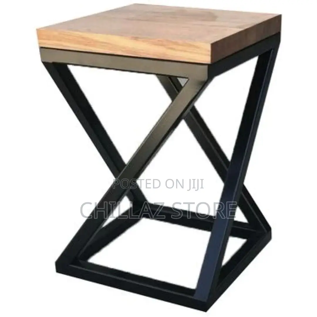 Side Stool UG12P4 – Brown, Black