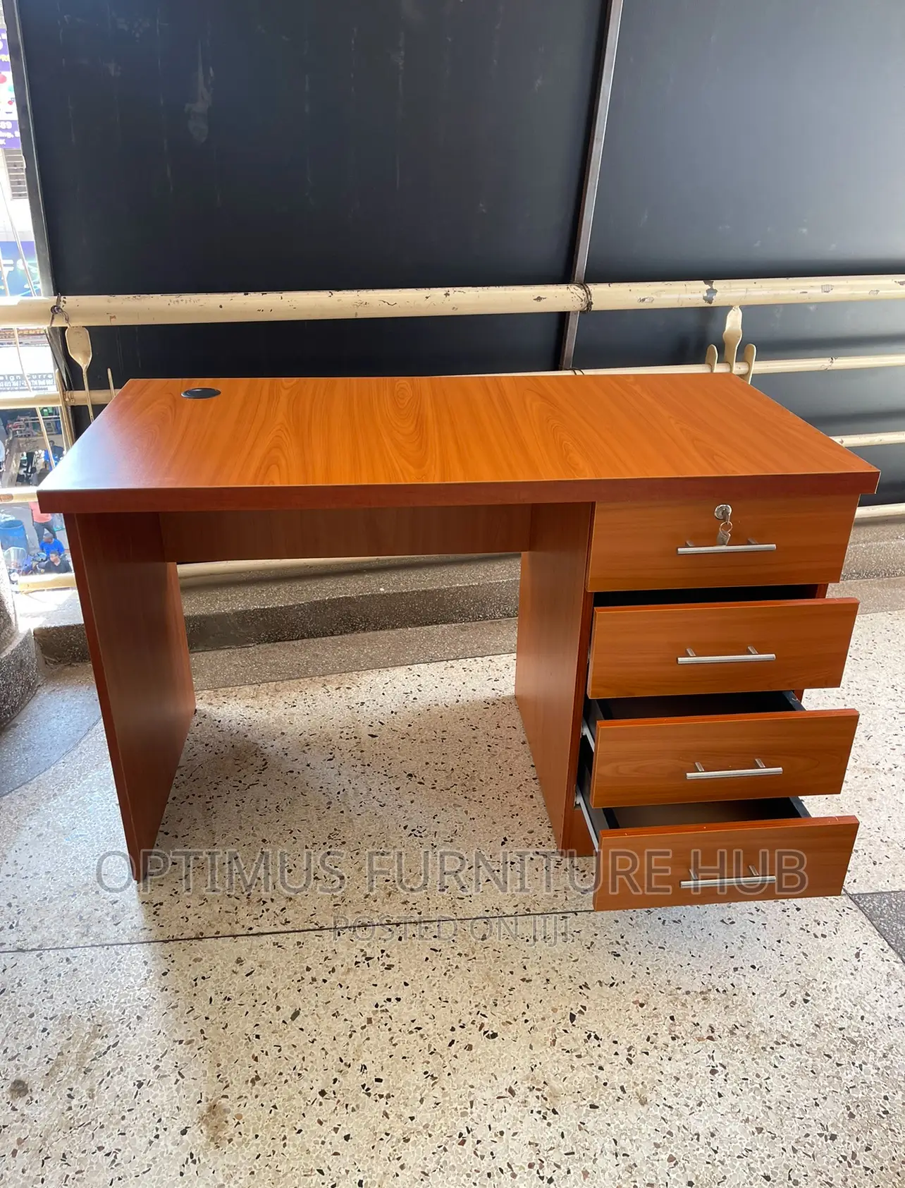 Office Desk