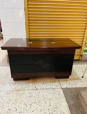 Executive Office Desk (1.4meters)