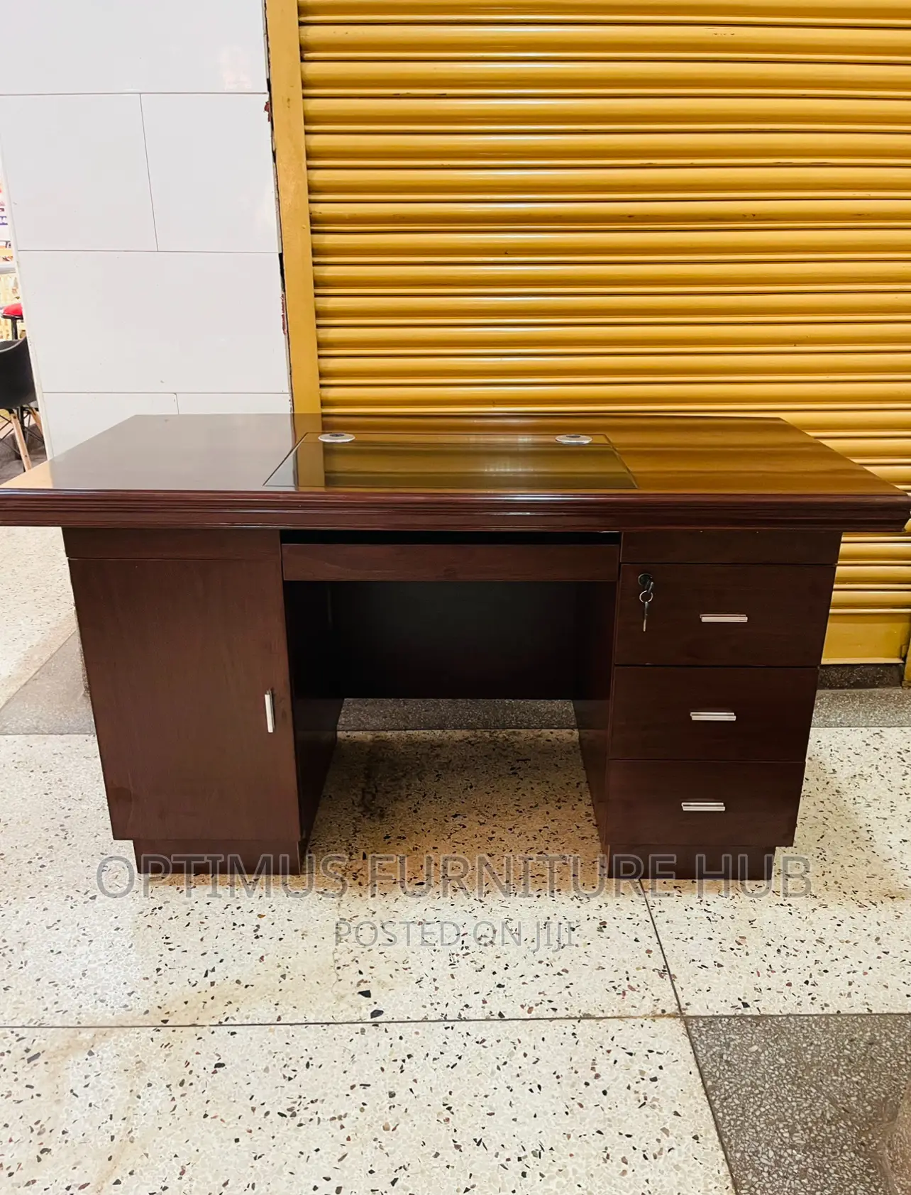 Executive Office Desk (1.4meters)