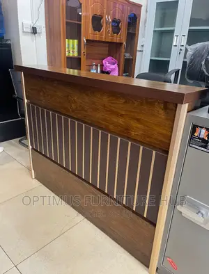 Reception Desk (1.8meters)