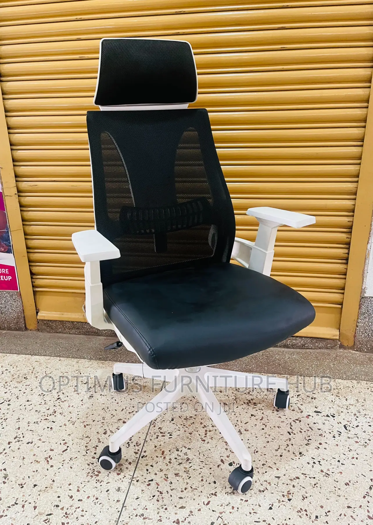 Office Chair (Leather Seat)