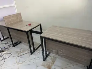 Office Desks/ Tables/ Office Furniture