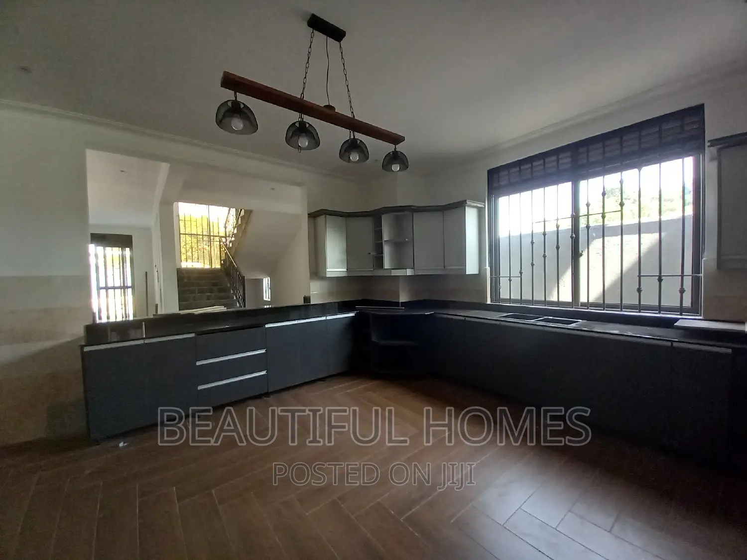 Furnished 7bdrm House in Najjera Corporate, Kira for sale