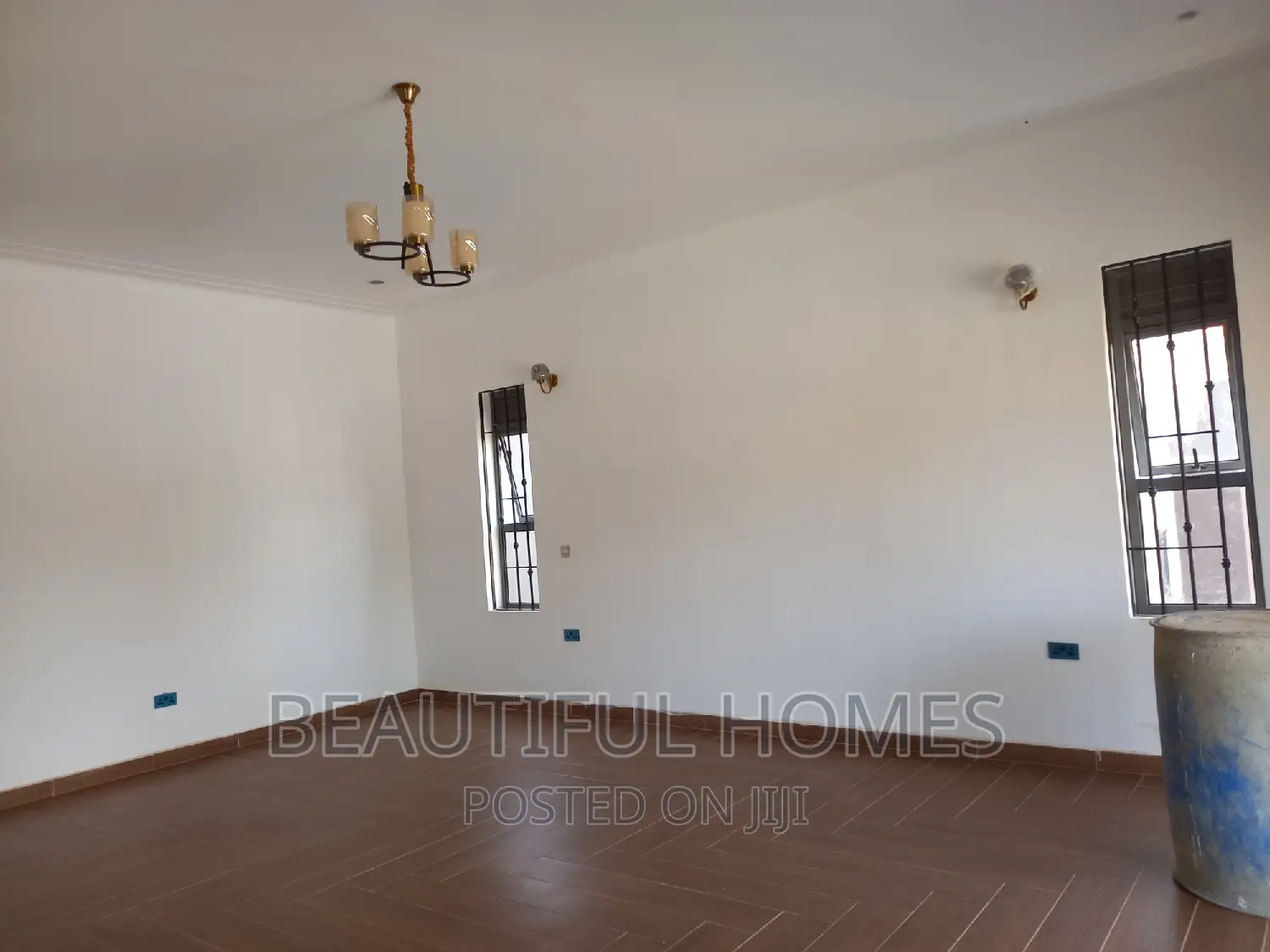Furnished 7bdrm Duplex in Najjera, Kira for sale