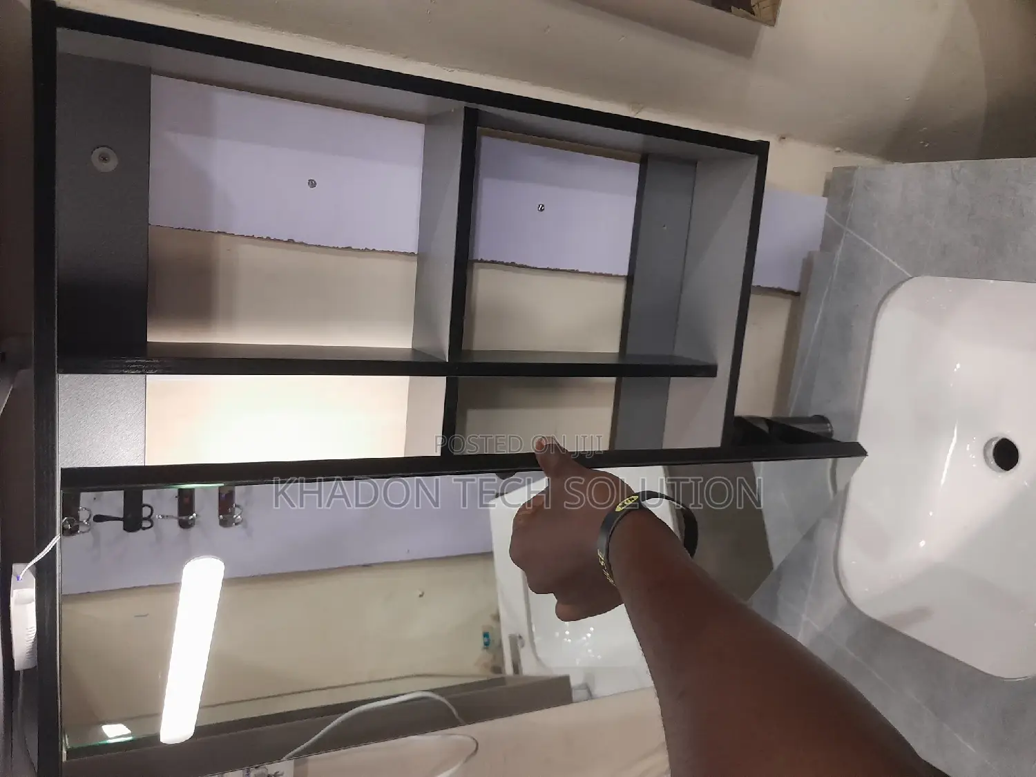 Mirror Cabin Grey
