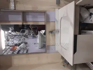 Mirror Cabin White