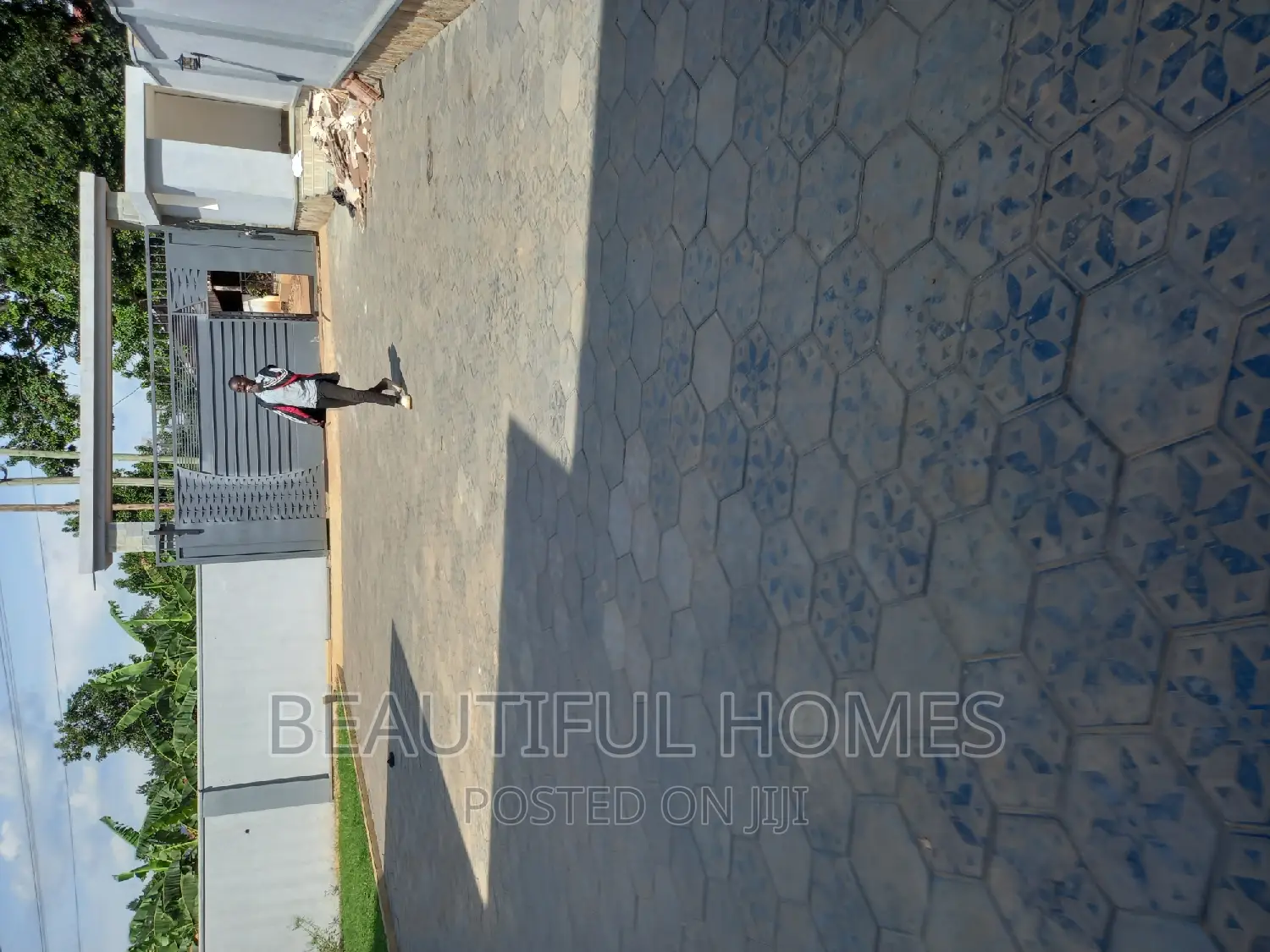 Furnished 7bdrm Duplex in Najjera, Kira for sale