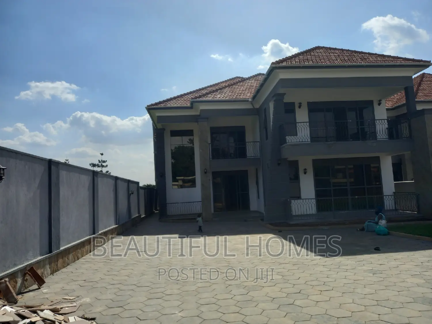 Furnished 7bdrm Mansion in Najjera Corporate, Central Division