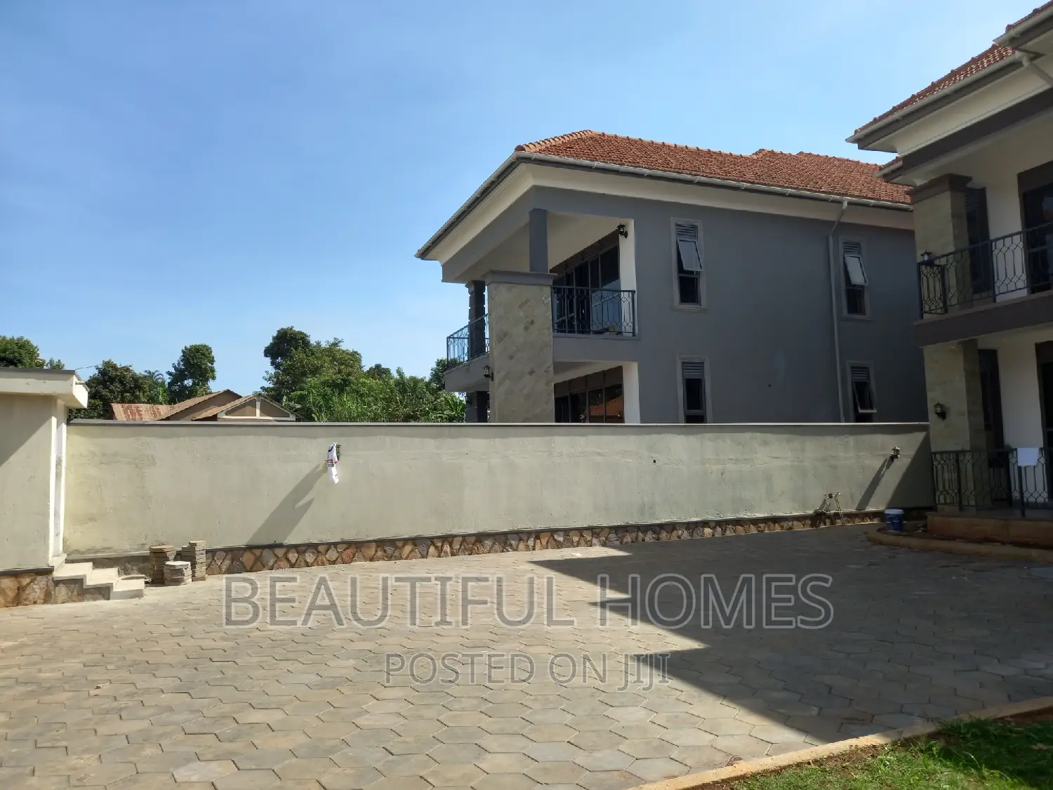 Furnished 7bdrm Mansion in Najjera Corporate, Central Division