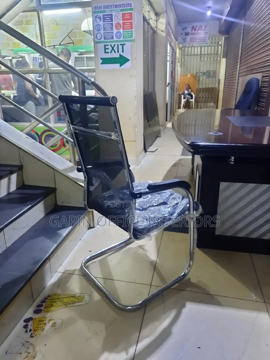 Brand New Back Mesh Non Rotating Chair