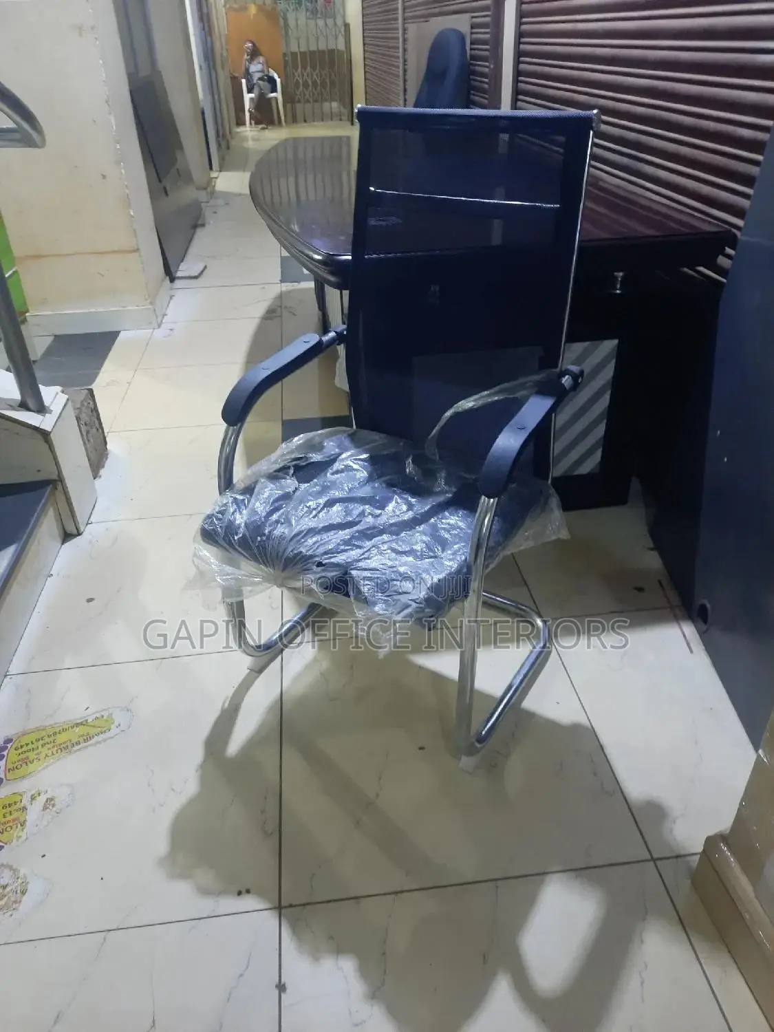 Brand New Back Mesh Non Rotating Chair