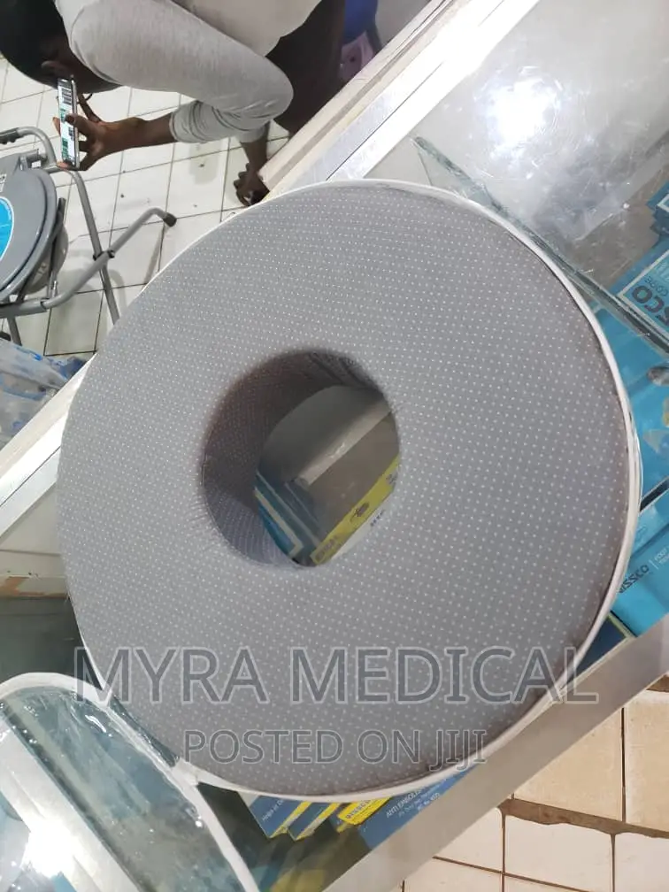 Round Ring Pillow
