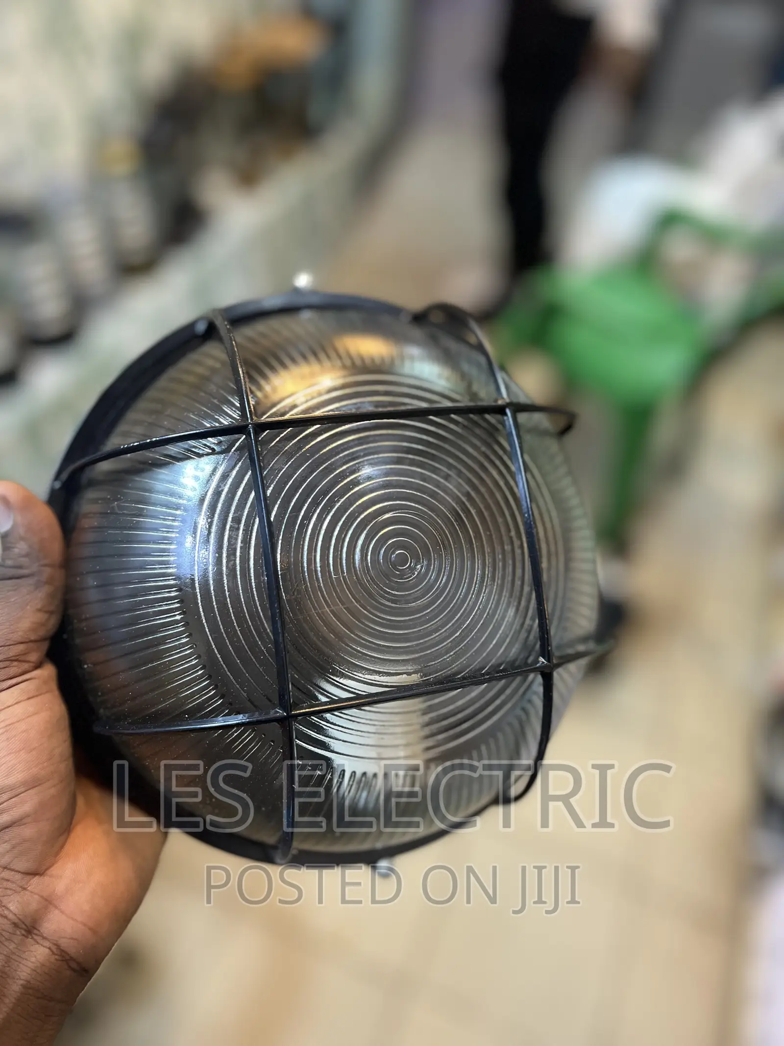 Bulkhead Glass Round Big