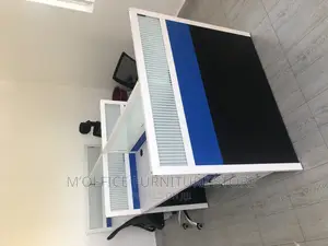 4-Seater Workstation