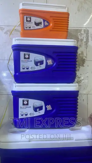 Plastic Chilling Boxes 32 Litres