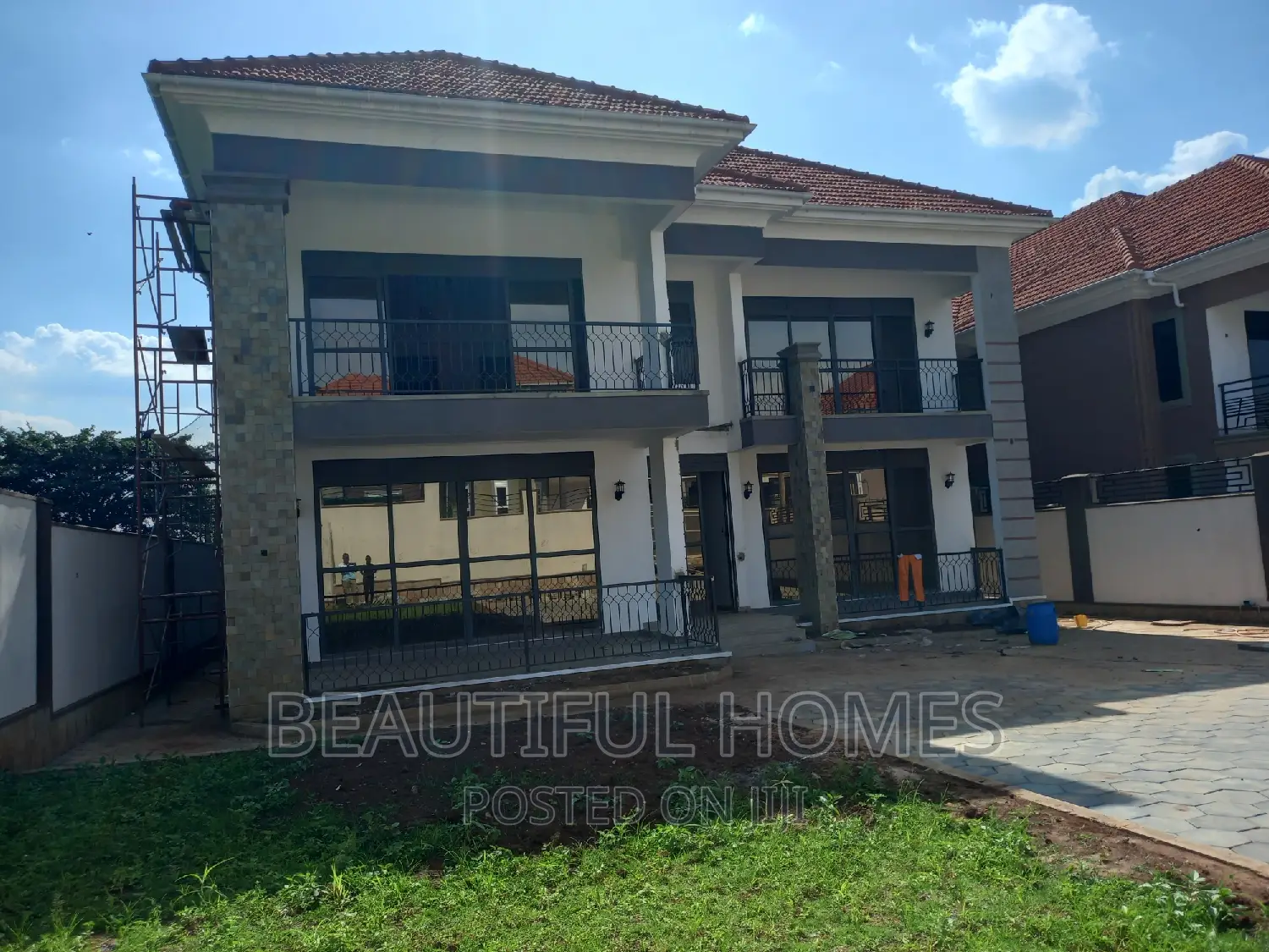 Furnished 7bdrm Duplex in Najjera, Central Division for sale