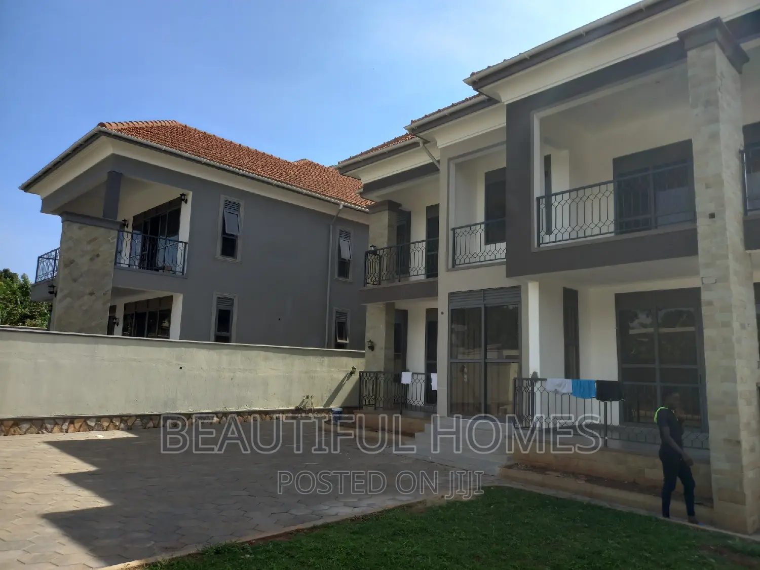 Furnished 7bdrm House in Najjera, Kira for sale