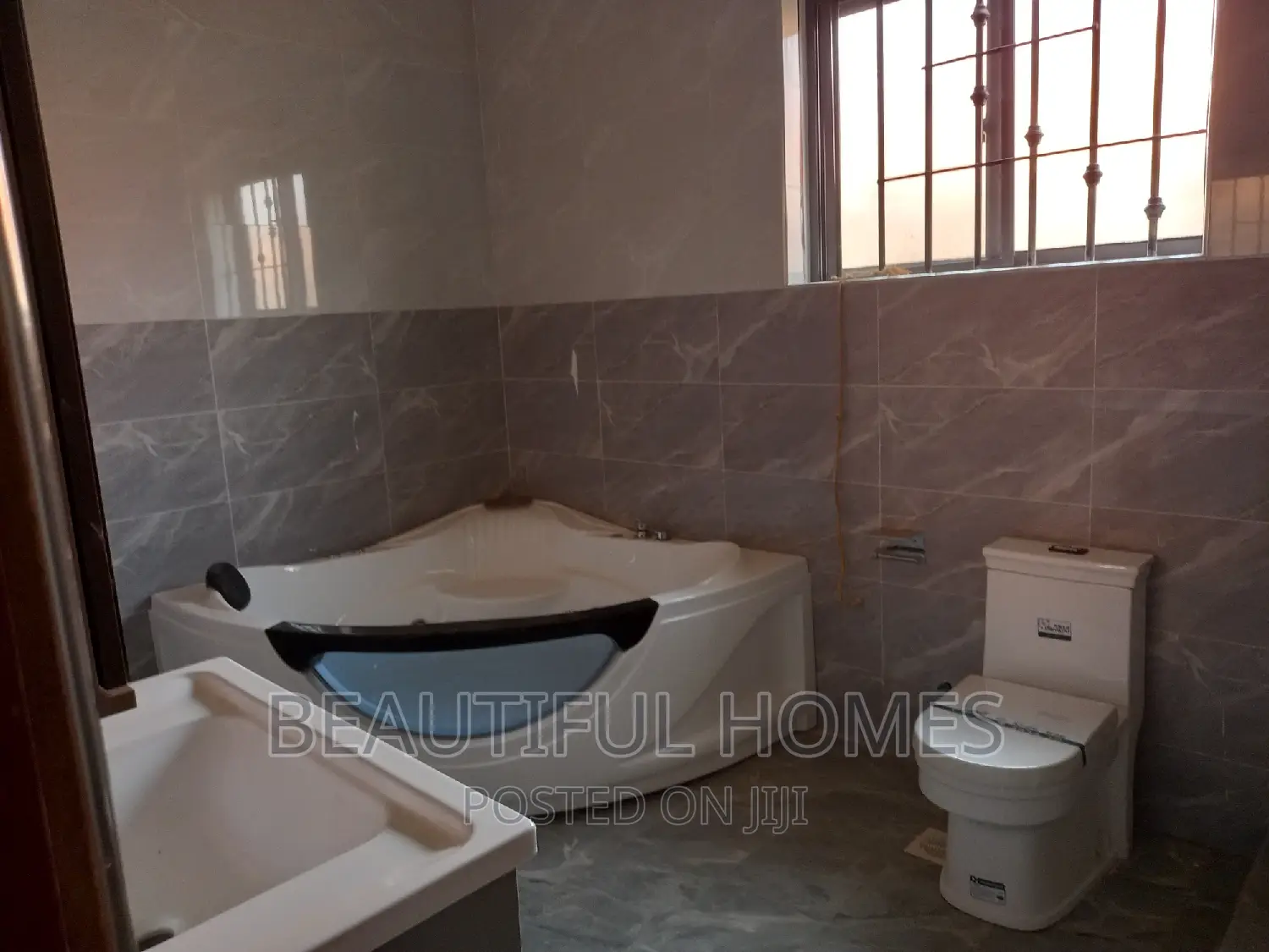 Furnished 7bdrm House in Najjera, Kira for sale