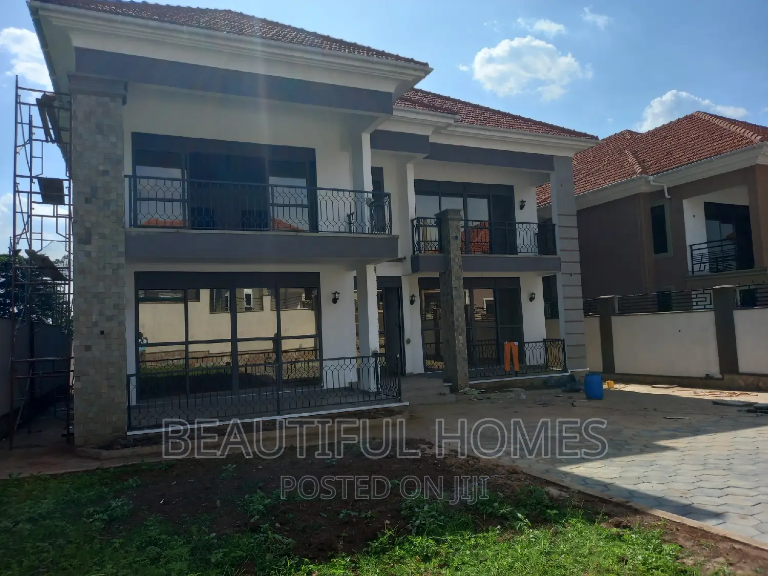 Furnished 7bdrm Duplex in Najjera, Kira for sale