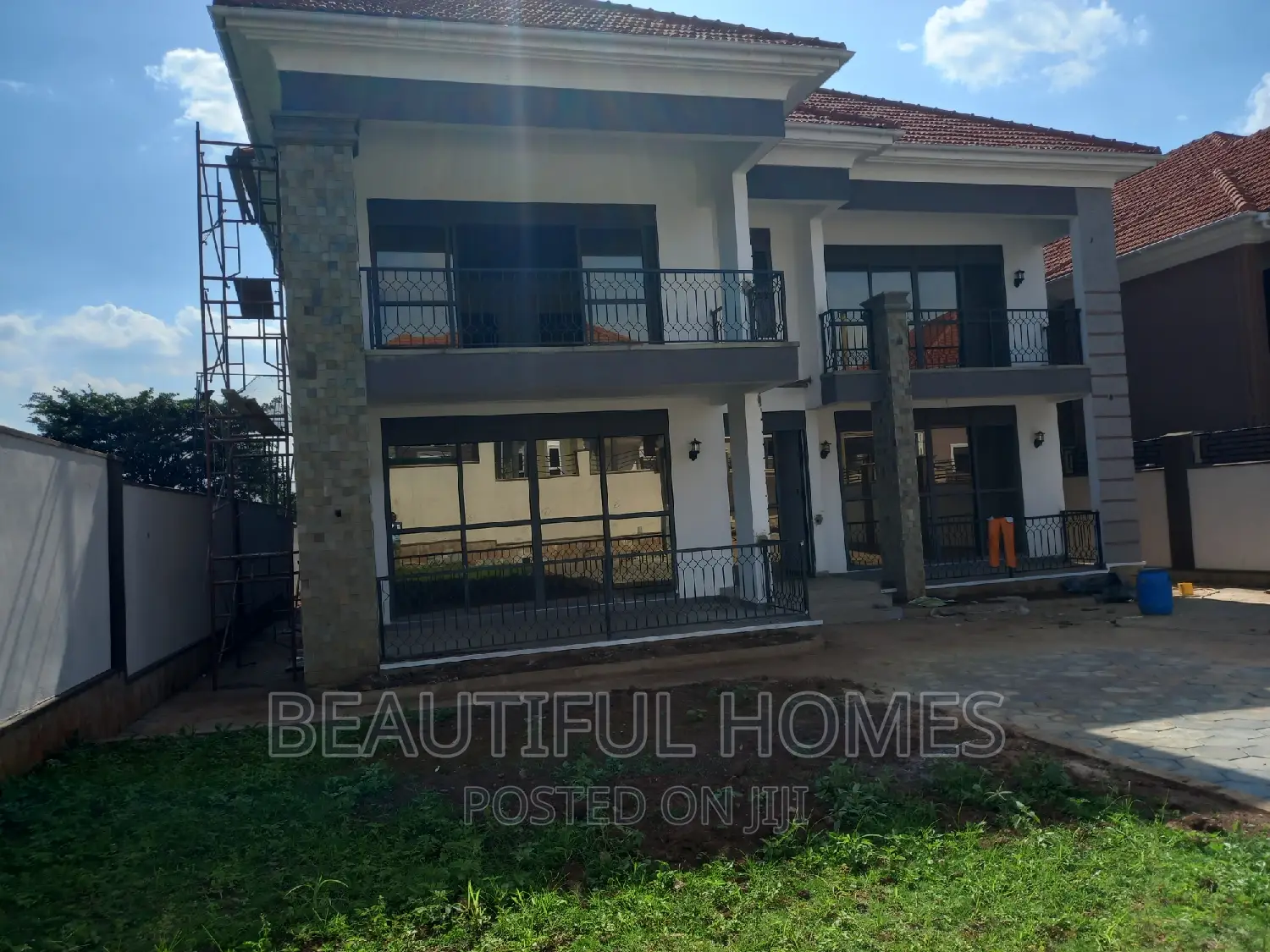 Furnished 7bdrm Duplex in Najjera, Kira for sale