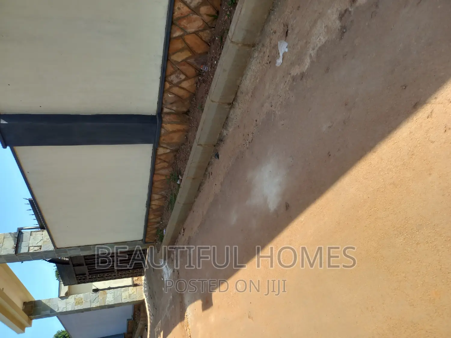 Furnished 7bdrm Duplex in Najjera, Kira for sale