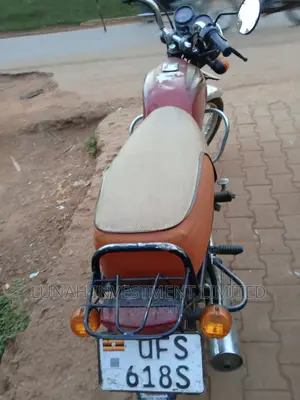 Bajaj Boxer 2023 Red