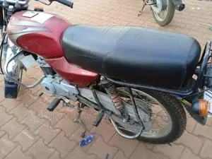 Bajaj Boxer 2024 Red