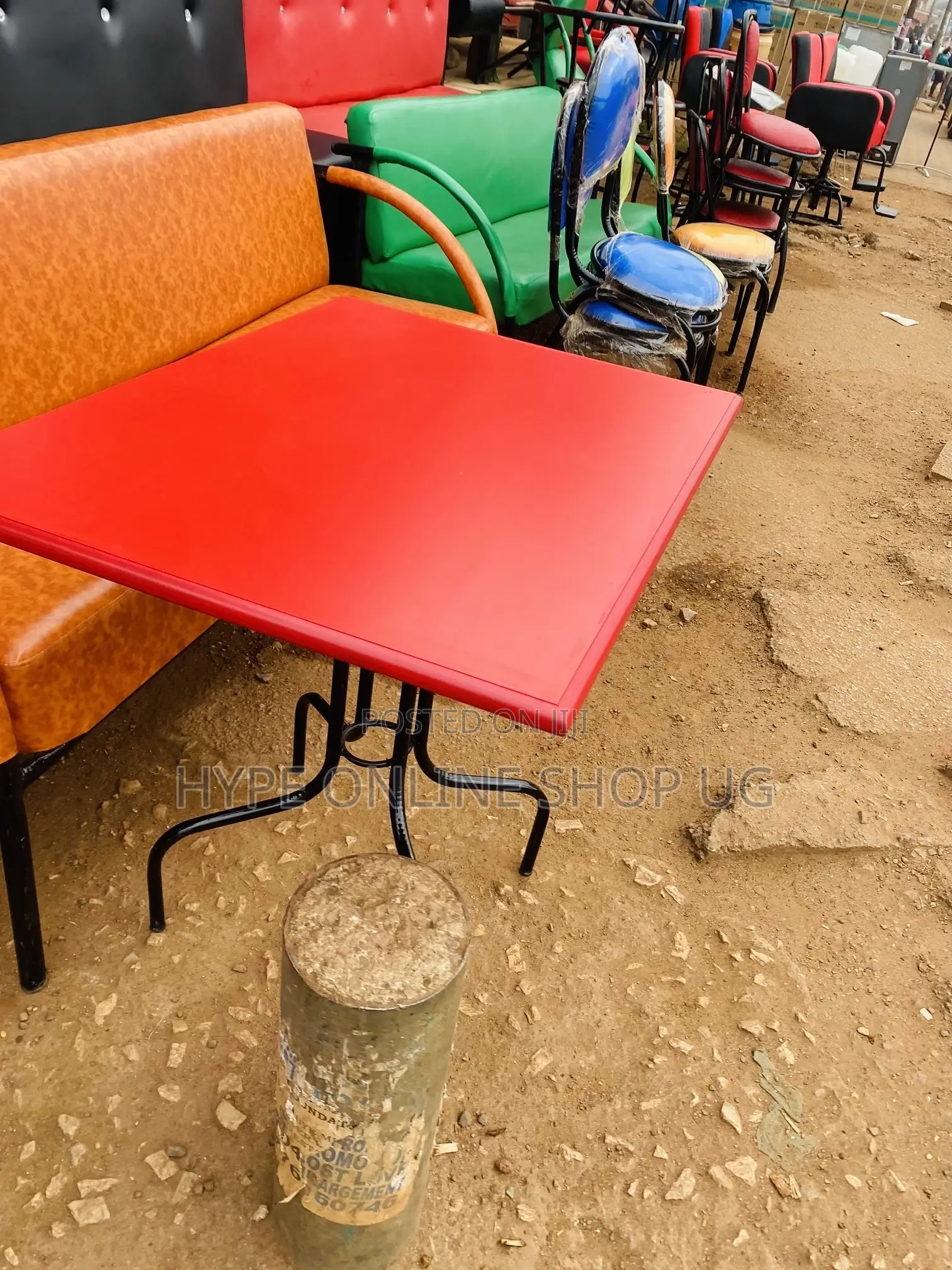 Red Standard Tables Ug