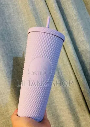 Drinking Cups With Straws
