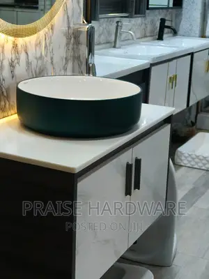 Handwash Cabinet 1B00A