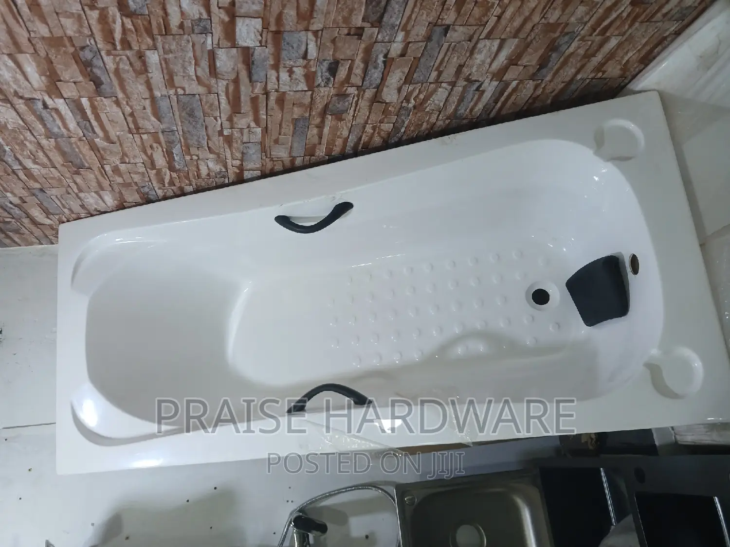 Simple Bathtubs