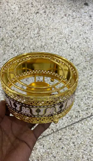 Luxurious Candle Holder