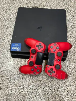 Ps4 Slim Chipped With Two Controllers ##%5500