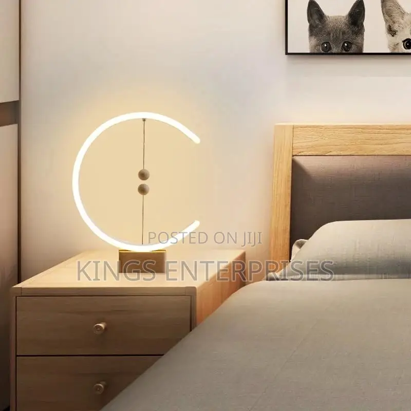 Magnetic Bedside Lamp