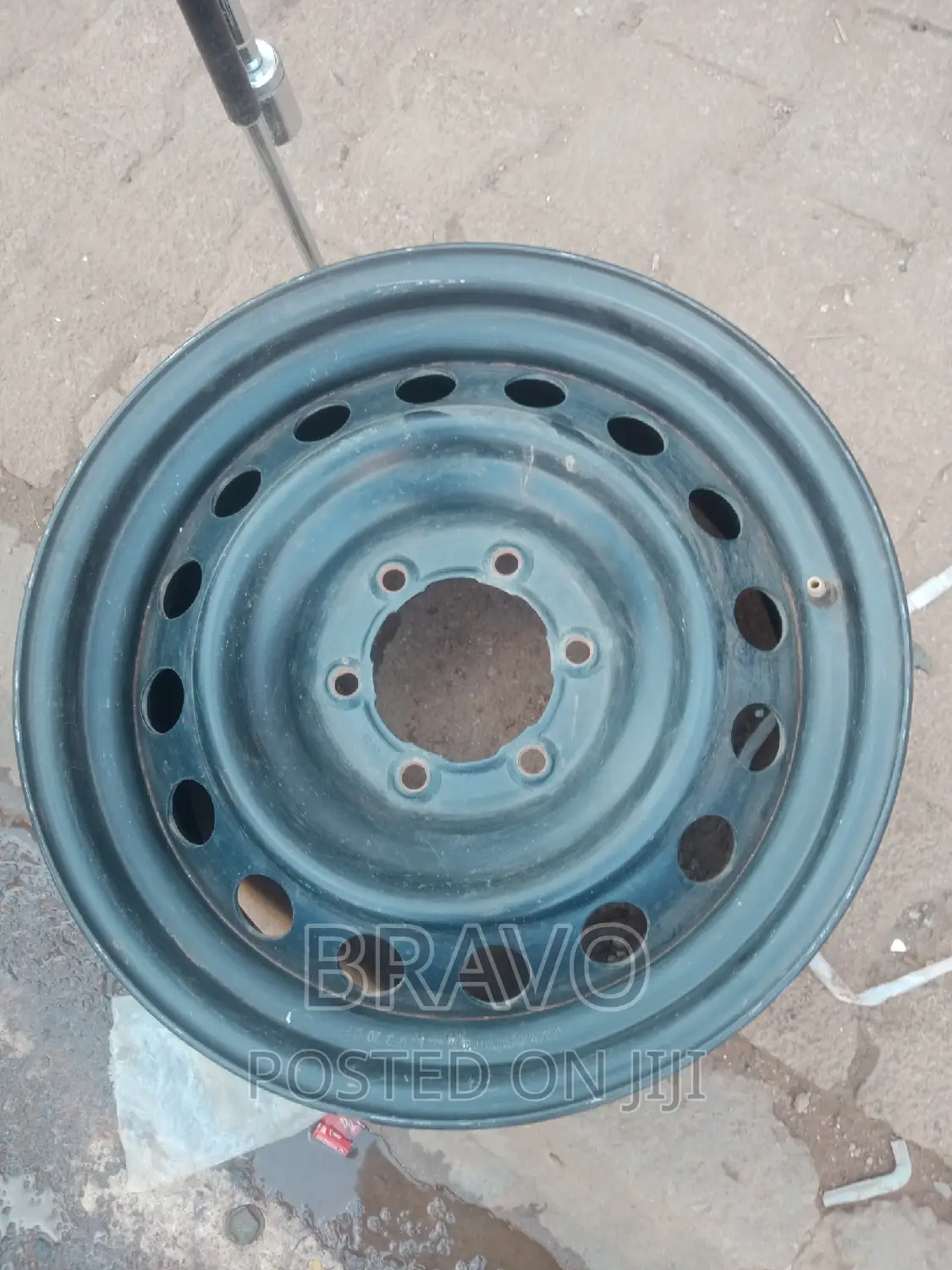 Size (17) Ordinary Rim for Hillux Vigo.