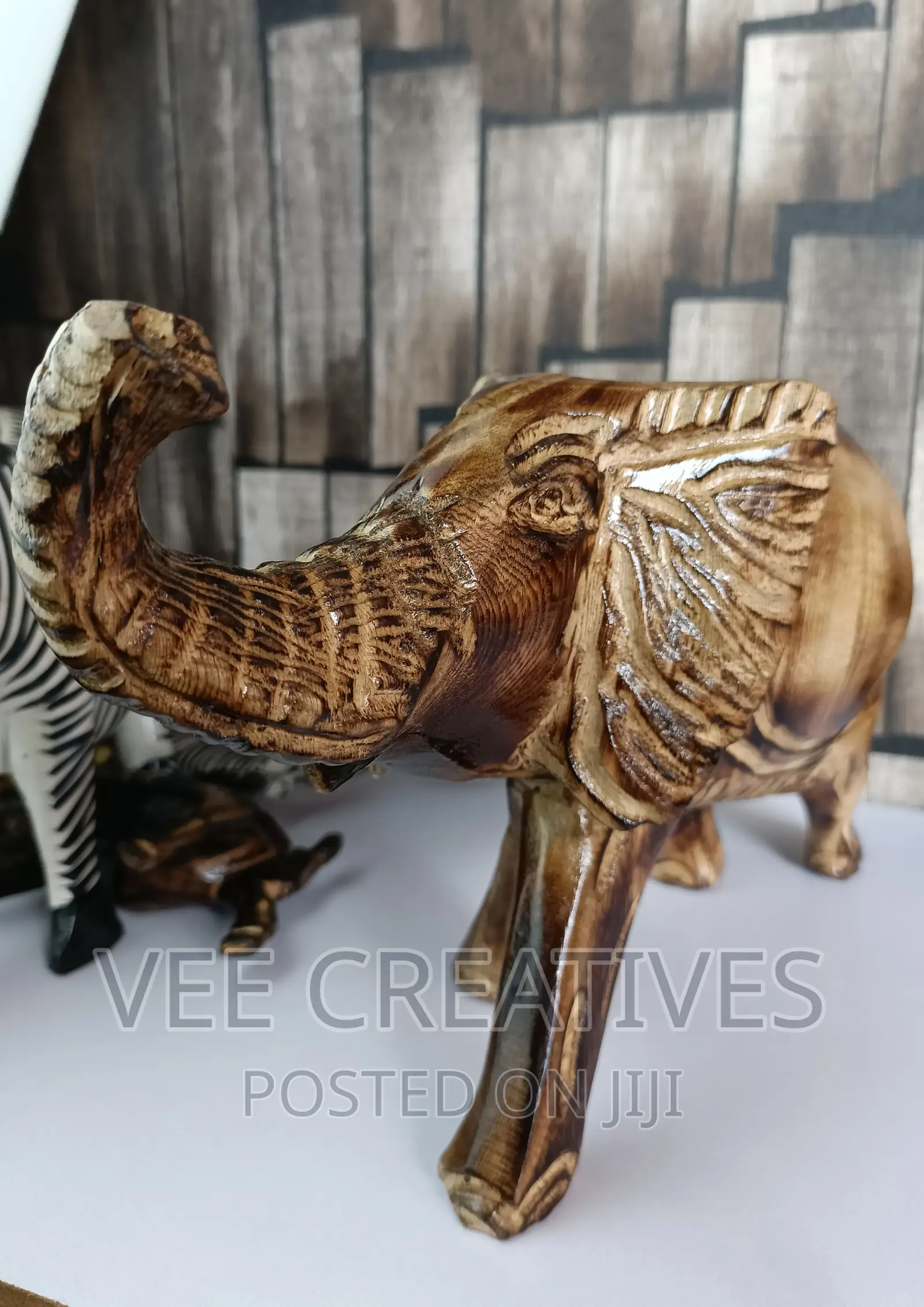 Big Carved Natural Wood Animals Elephant Leopard Tiger Etc.
