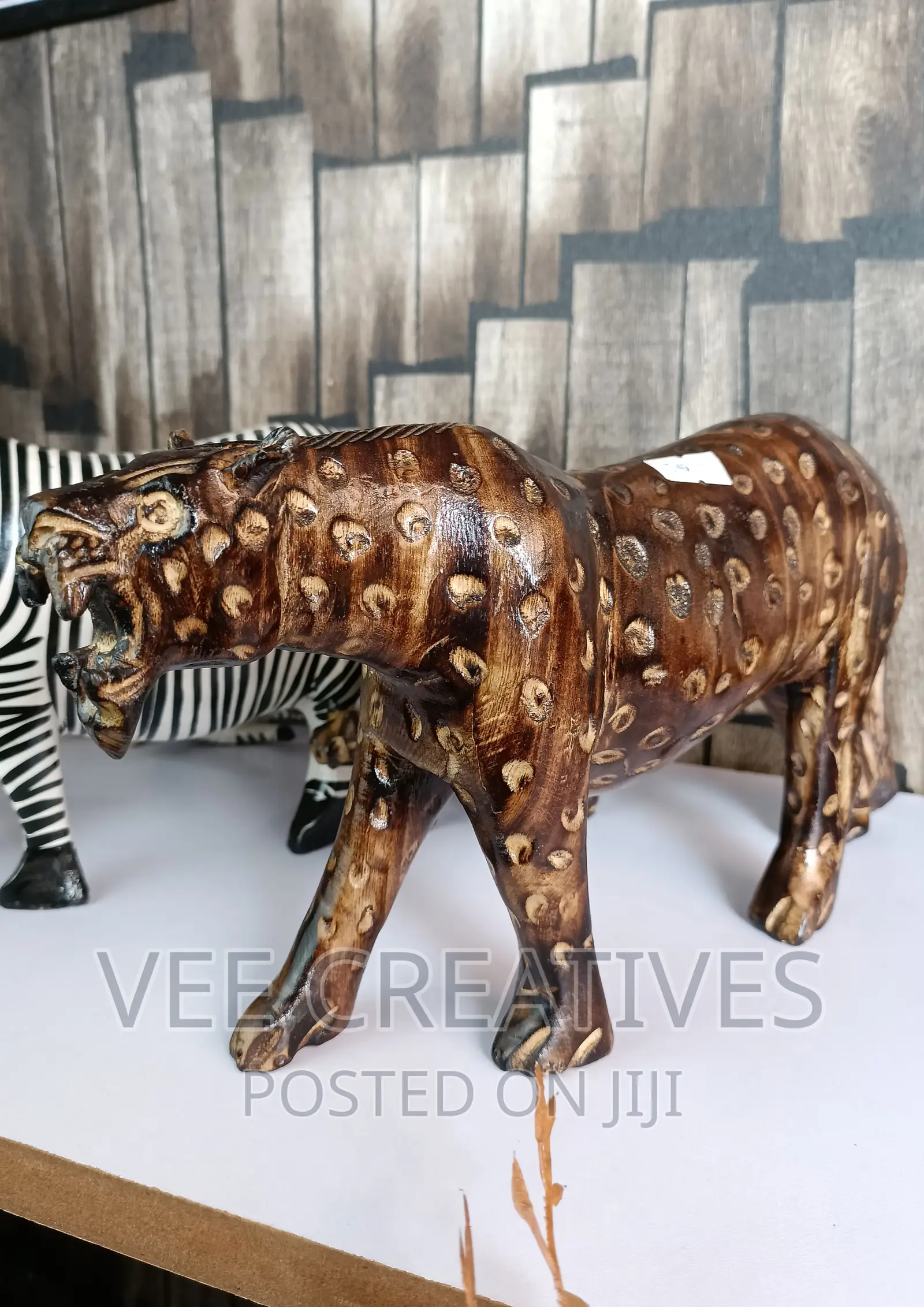 Big Carved Natural Wood Animals Elephant Leopard Tiger Etc.
