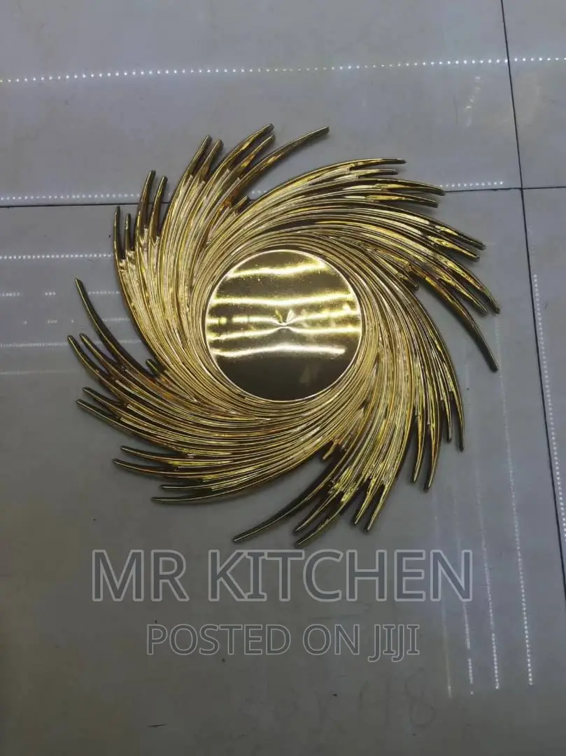 Charger Plates (50 Pieces)