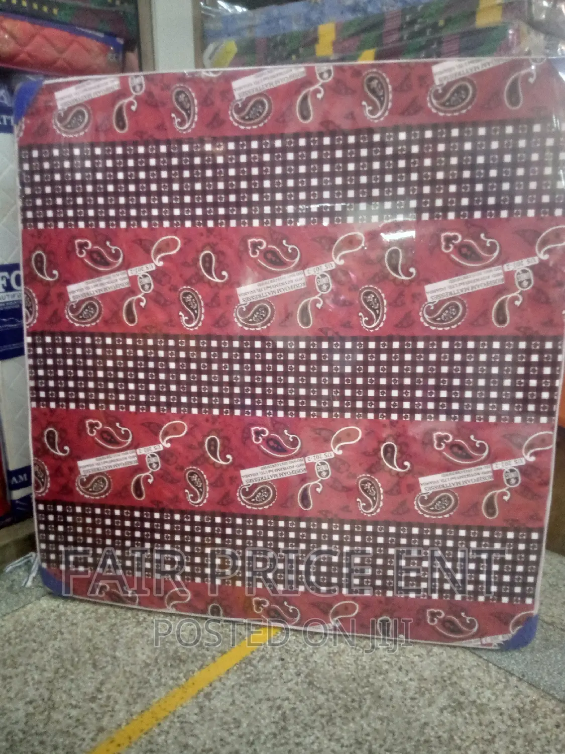 Rosefoam Mattress Sealed Cover.6x6x6inches.( Red)