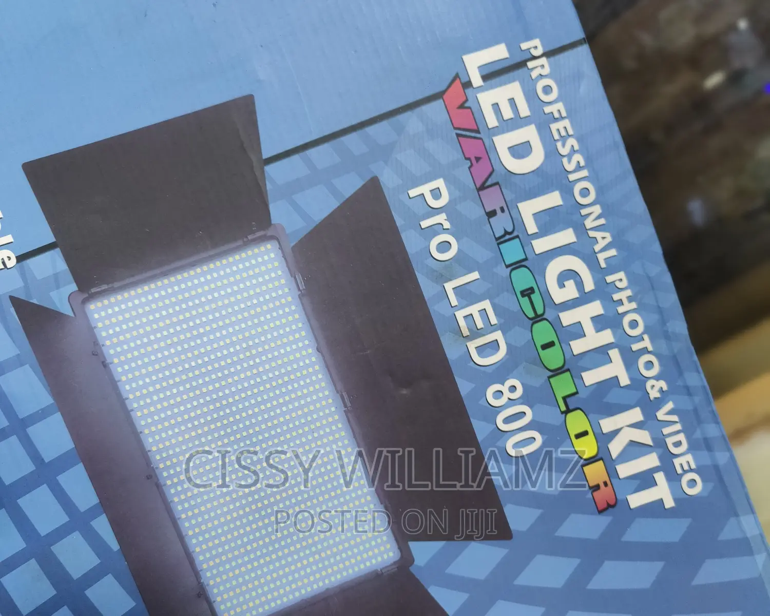 Pro Led 800 Rechargeable Photo Video Light Kit/Varicolor